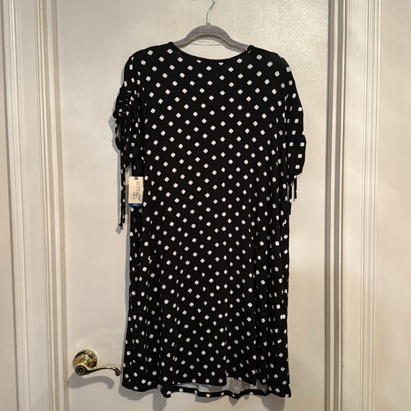 Short sleeve knit dress - Picture 3 of 4